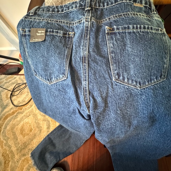 Tractr Denim Blue Jeans - Picture 4 of 5